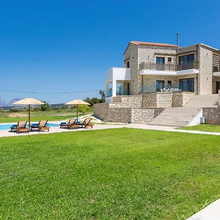 Litinas Villa *